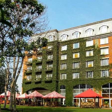 Hotel Royal Orchid Bengaluru Zewnętrze zdjęcie