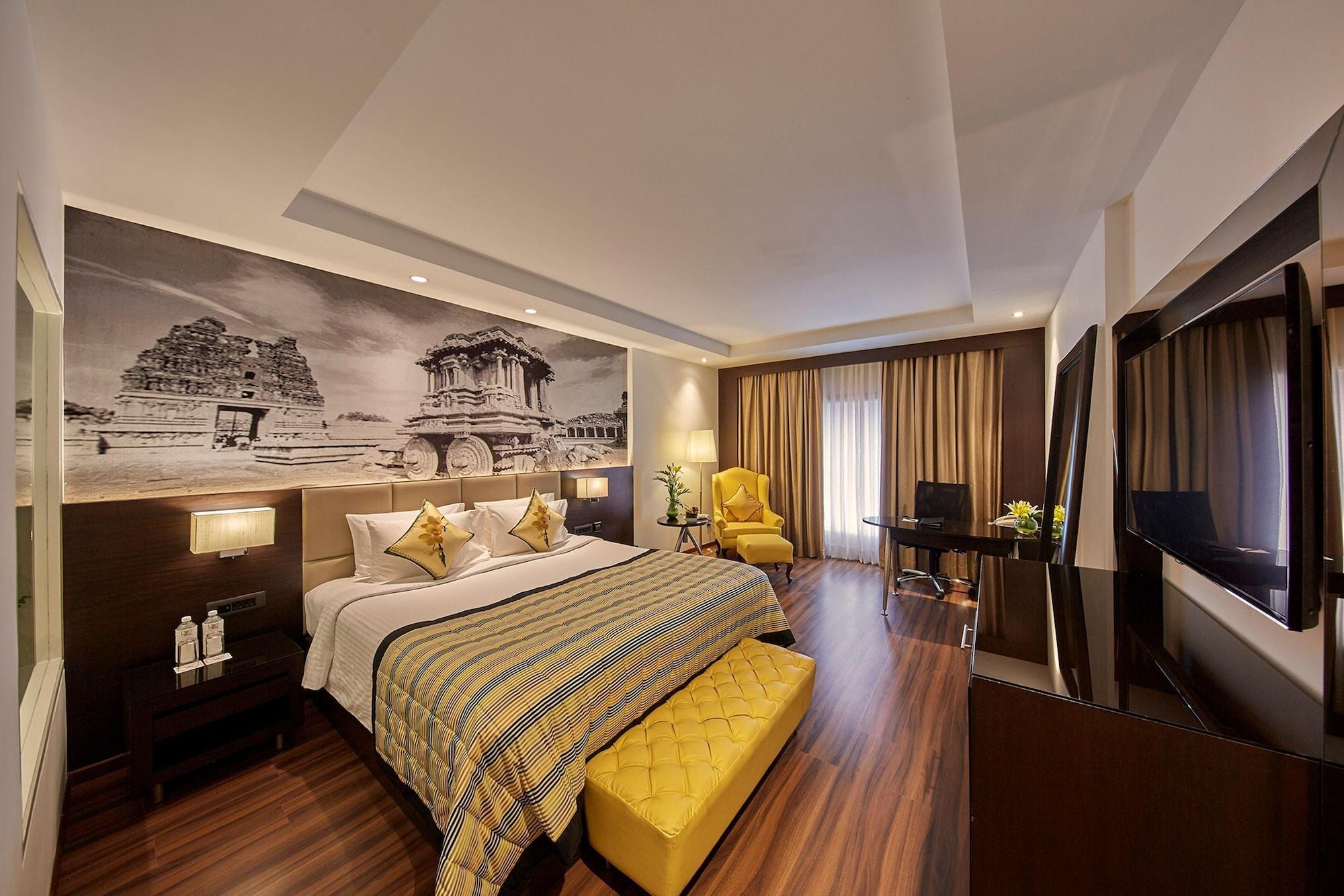 Hotel Royal Orchid Bengaluru Zewnętrze zdjęcie