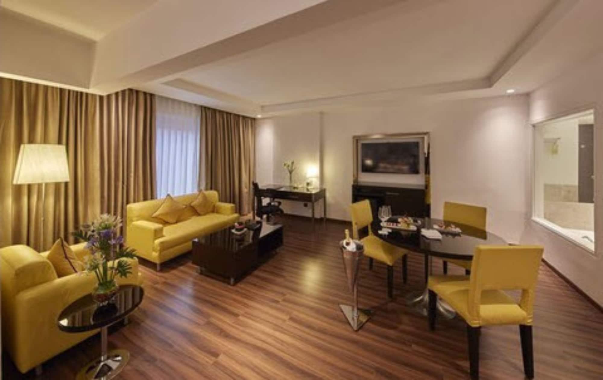 Hotel Royal Orchid Bengaluru Zewnętrze zdjęcie