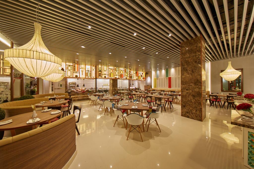 Hotel Royal Orchid Bengaluru Zewnętrze zdjęcie
