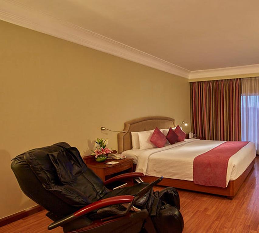 Hotel Royal Orchid Bengaluru Zewnętrze zdjęcie