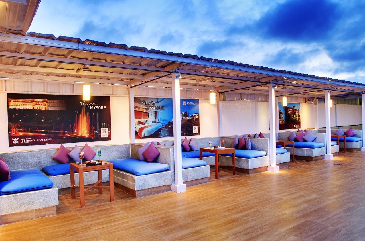 Hotel Royal Orchid Bengaluru Zewnętrze zdjęcie